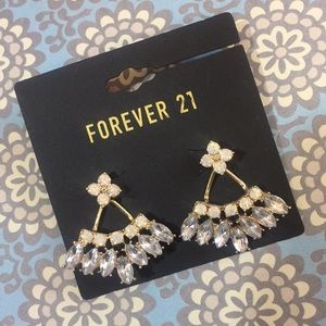 NWT Forever 21 Dangle Earring Set